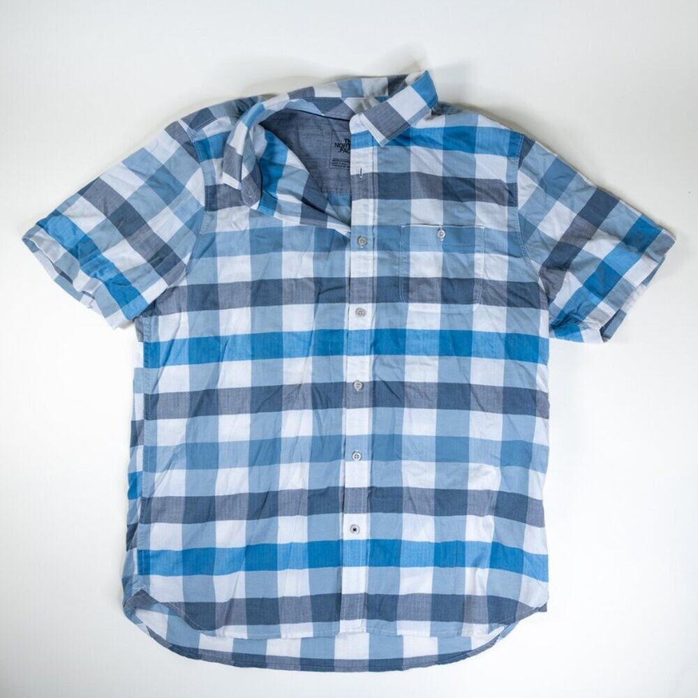 The North Face Blue and White Plaid Button Up in Size XL